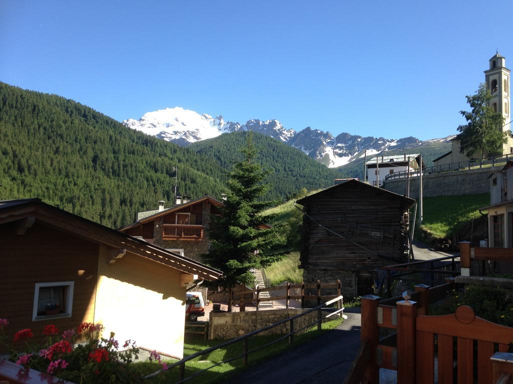 Casa Lucia Daire Isolaccia Oda fotoğraf